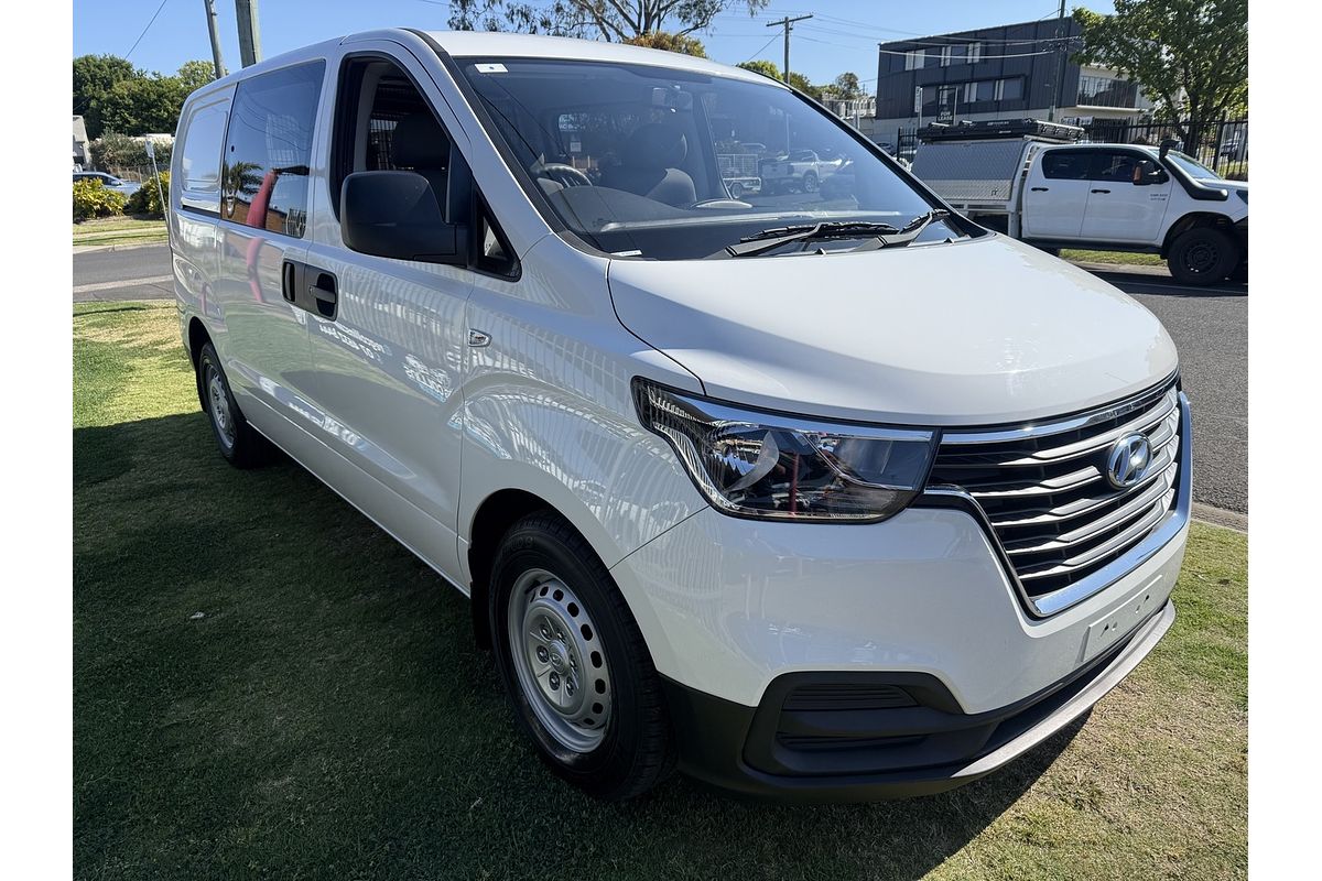 2018 Hyundai iLoad TQ3-V Series II