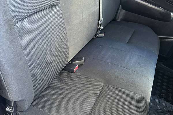 2014 Toyota Hilux SR KUN26R 4X4