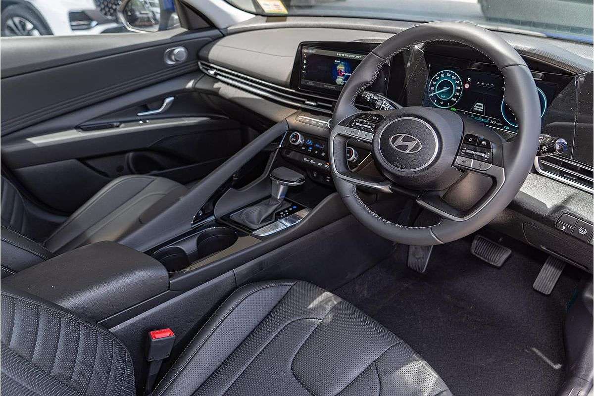 2025 Hyundai i30 Elite Hybrid CN7.V2