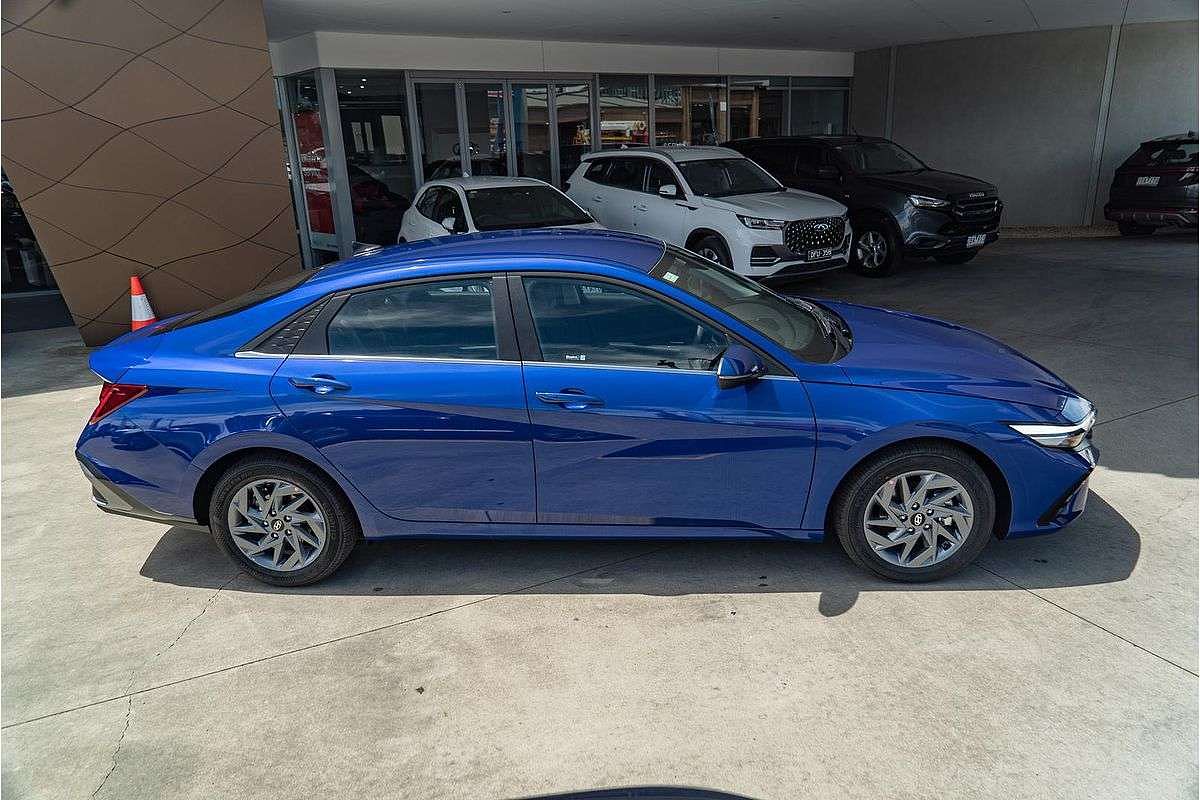 2025 Hyundai i30 Elite Hybrid CN7.V2