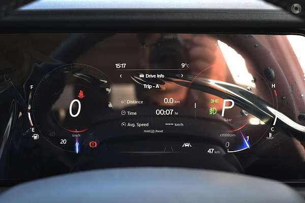 2025 Mahindra XUV700 AX7L