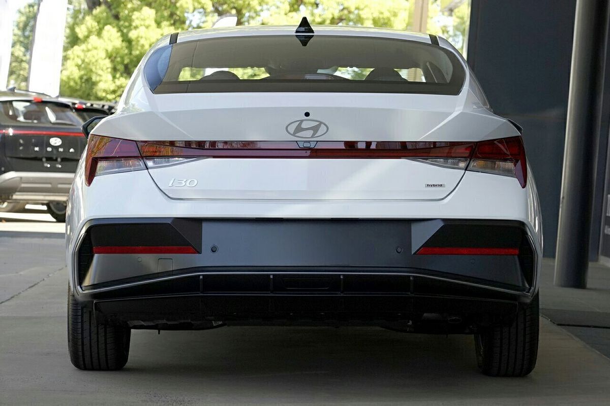 2025 Hyundai i30 Elite Hybrid CN7.V2