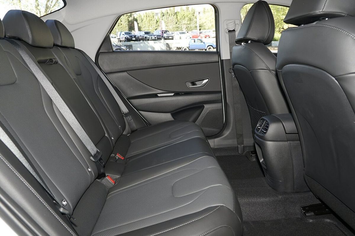 2025 Hyundai i30 Elite Hybrid CN7.V2