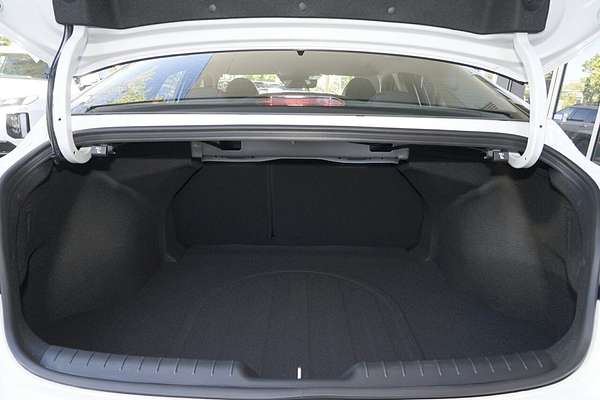 2025 Hyundai i30 Elite Hybrid CN7.V2