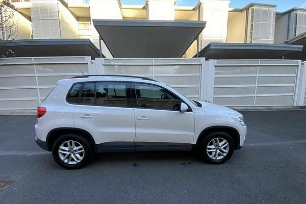 2011 Volkswagen Tiguan 103TDI 5N