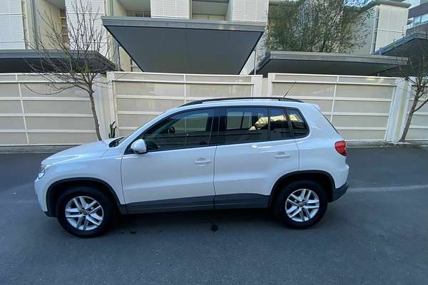 2011 Volkswagen Tiguan 103TDI 5N