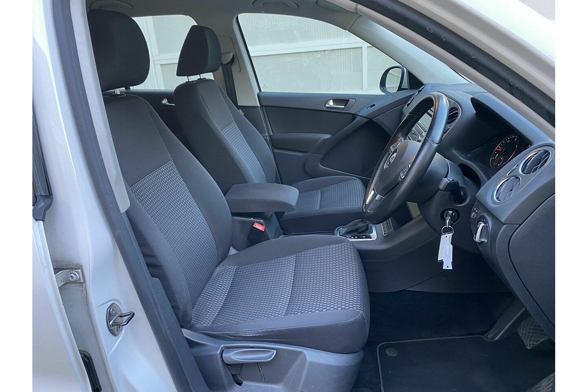 2011 Volkswagen Tiguan 103TDI 5N