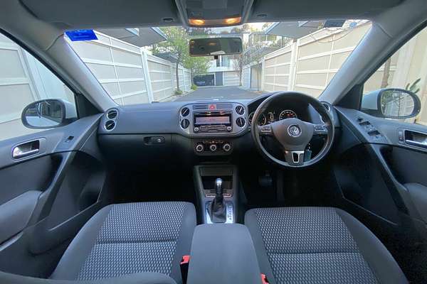 2011 Volkswagen Tiguan 103TDI 5N