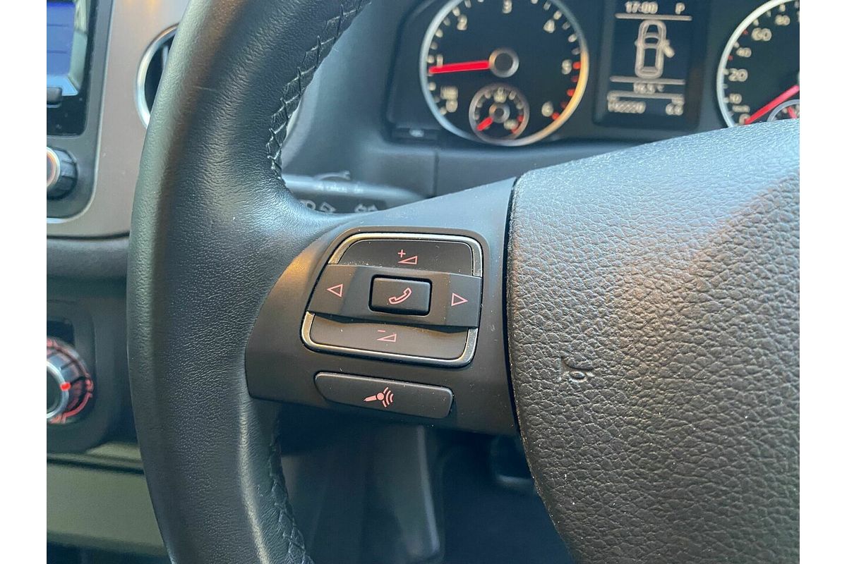 2011 Volkswagen Tiguan 103TDI 5N