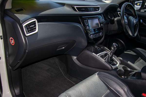 2017 Nissan QASHQAI Ti J11