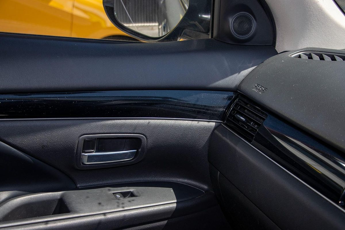 2019 Mitsubishi Outlander LS ZL