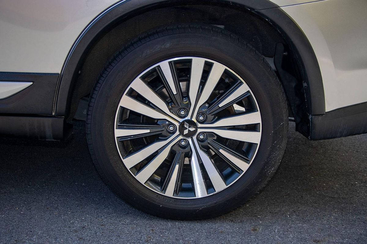 2019 Mitsubishi Outlander LS ZL