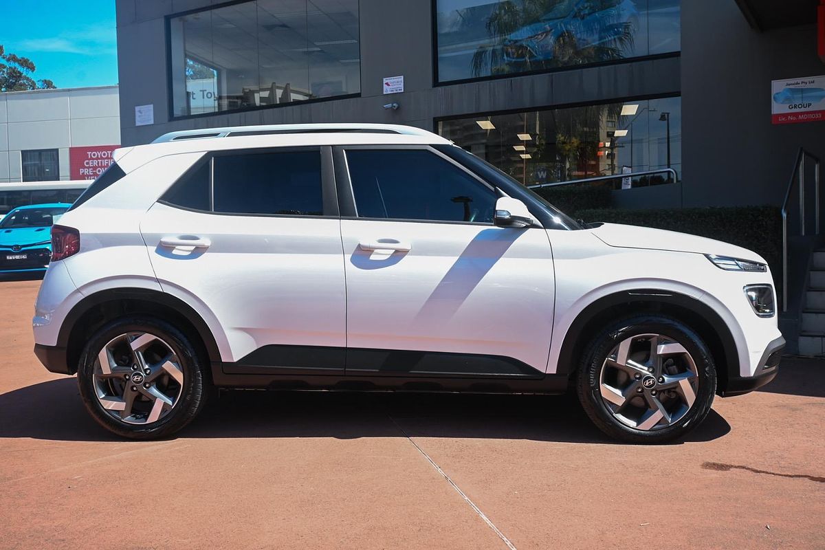 SOLD 2022 Hyundai Venue Active in White | Used SUV | Stock #SR02640 ...