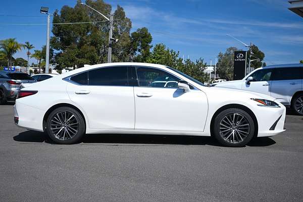 2025 Lexus ES ES300h Luxury AXZH10R