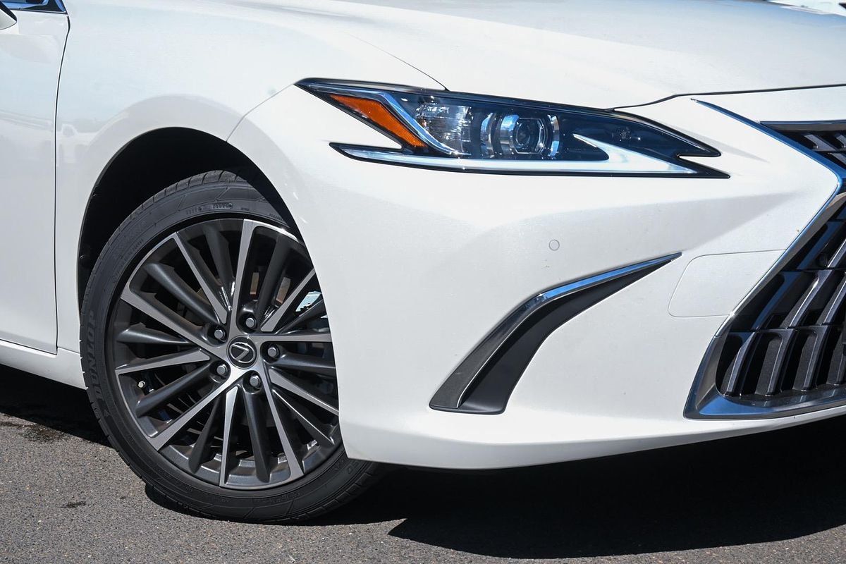 2025 Lexus ES ES300h Luxury AXZH10R