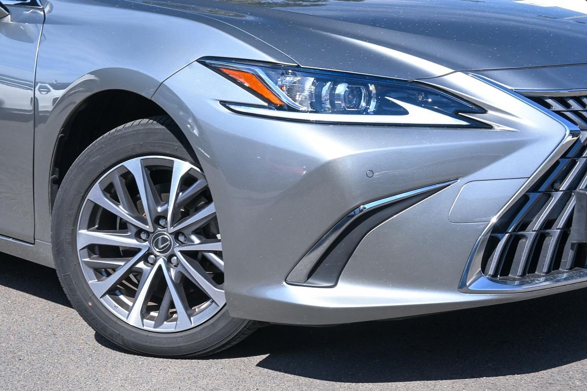 2022 Lexus ES ES250 Luxury AXZA10R