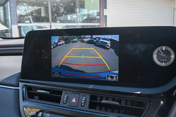 2022 Lexus ES ES250 Luxury AXZA10R