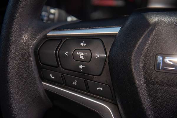 2022 Isuzu MU-X LS-M