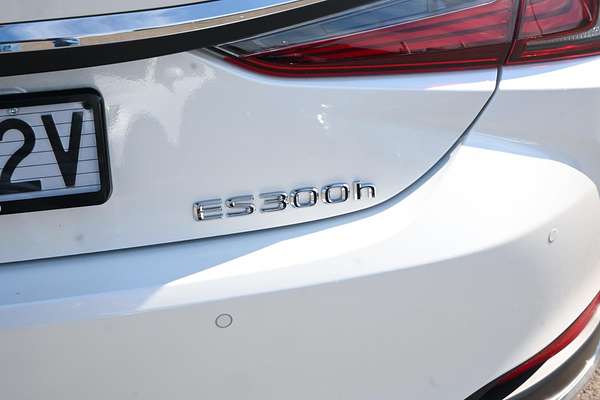 2025 Lexus ES ES300h Luxury AXZH10R