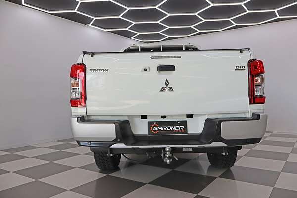 2021 Mitsubishi Triton GLX MR 4X4