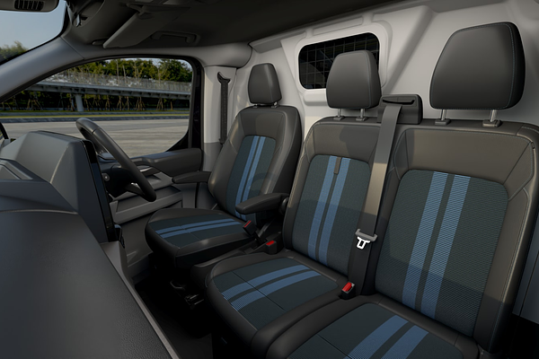 2025 Ford Transit Custom PHEV Sport SWB AV SWB Low Roof