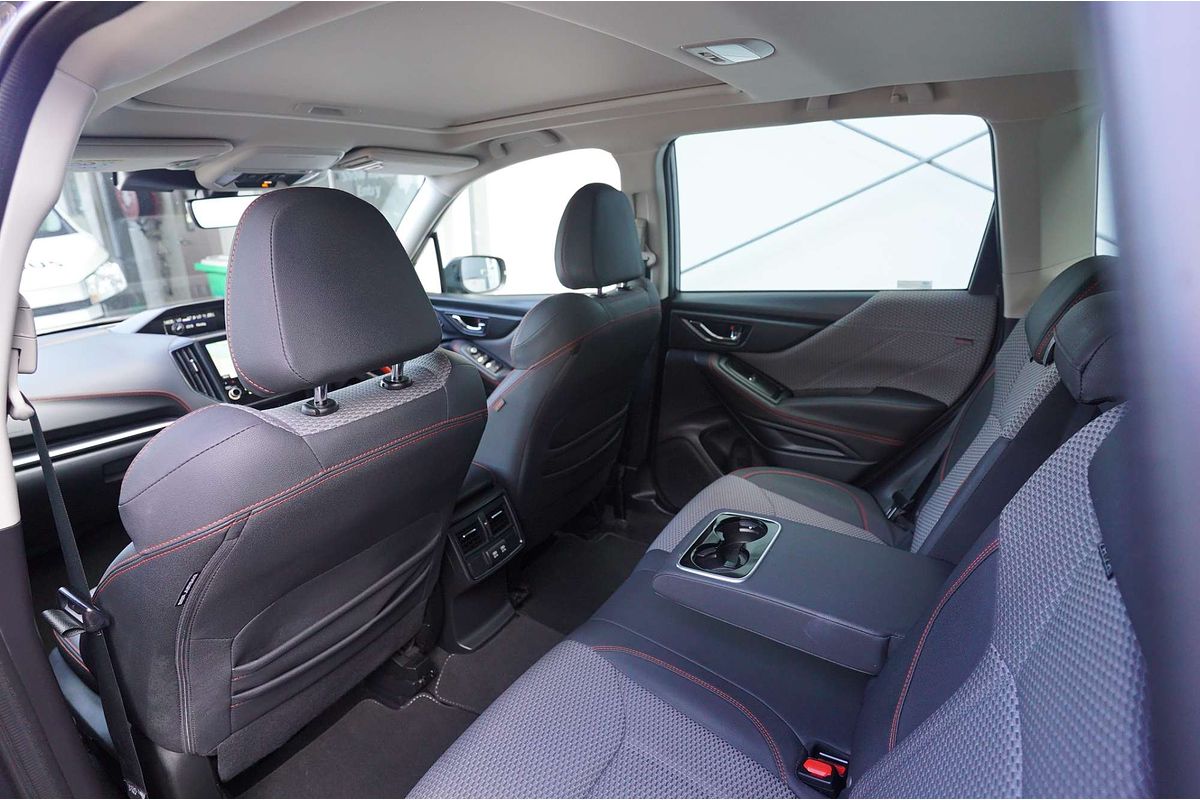 2023 Subaru Forester 2.5i Sport S5