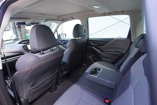 2023 Subaru Forester 2.5i Sport S5