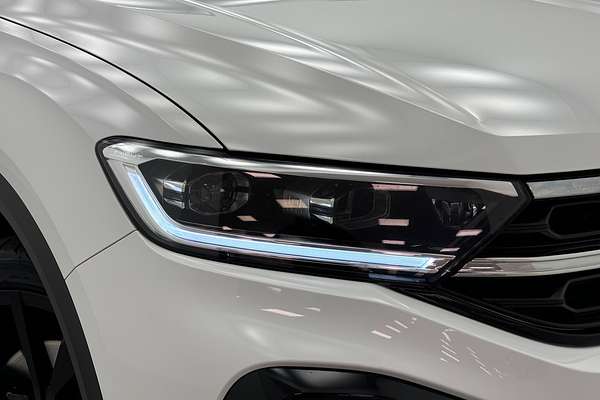 2023 Volkswagen T-Roc R D11