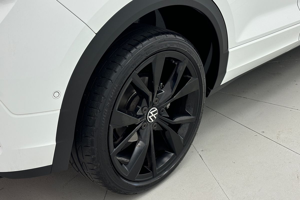 2023 Volkswagen T-Roc R D11