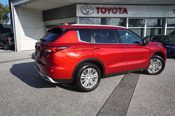 2023 Mitsubishi OUTLANDER OUTLANDER LS 7 SEAT (2WD) ZM2L46