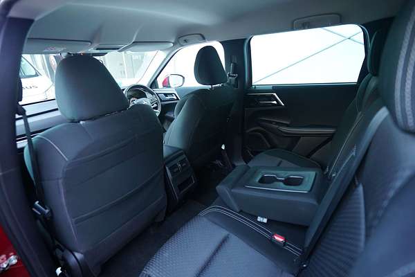 2023 Mitsubishi OUTLANDER OUTLANDER LS 7 SEAT (2WD) ZM2L46