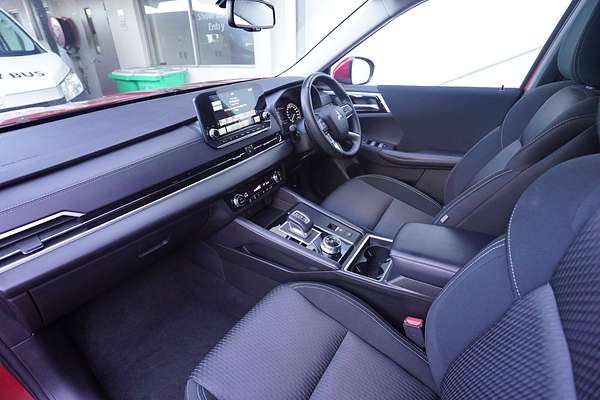 2023 Mitsubishi OUTLANDER OUTLANDER LS 7 SEAT (2WD) ZM2L46