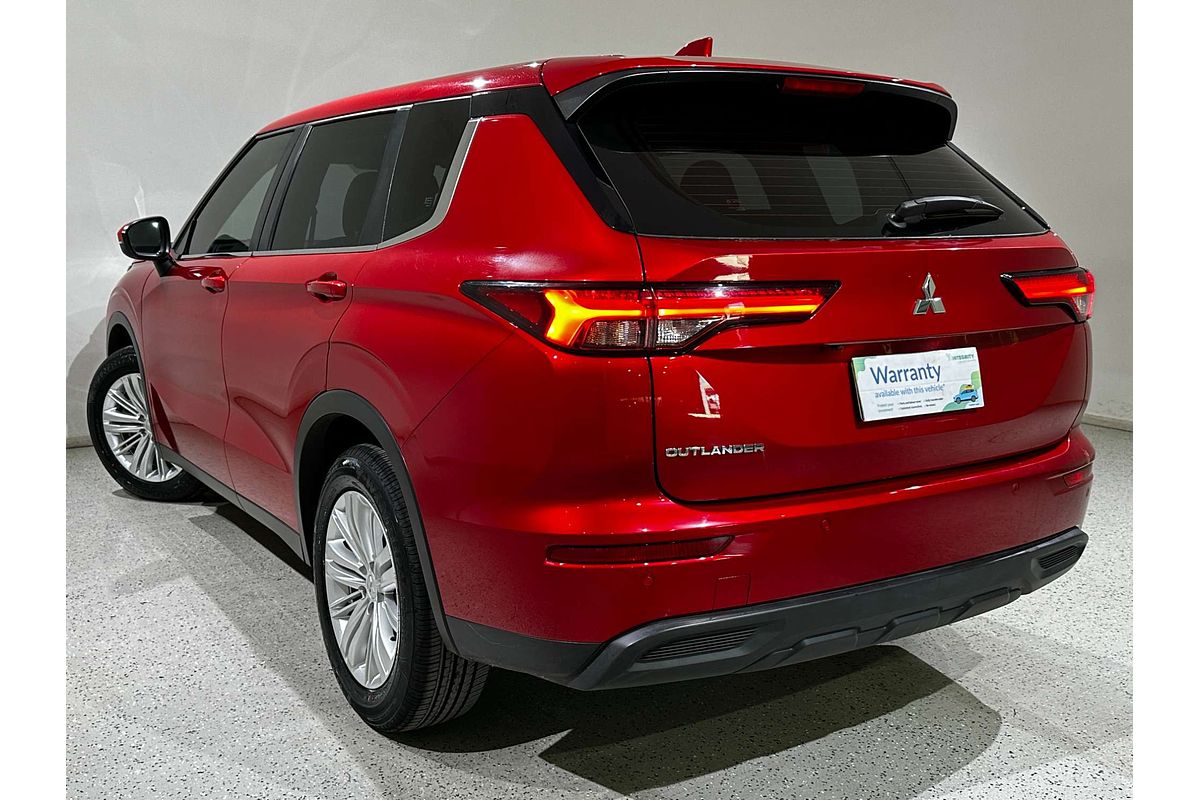 2022 Mitsubishi Outlander ES ZM