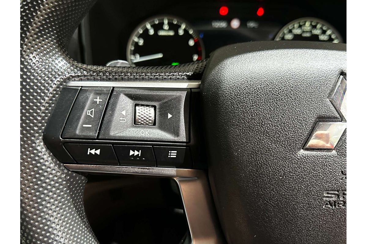 2022 Mitsubishi Outlander ES ZM