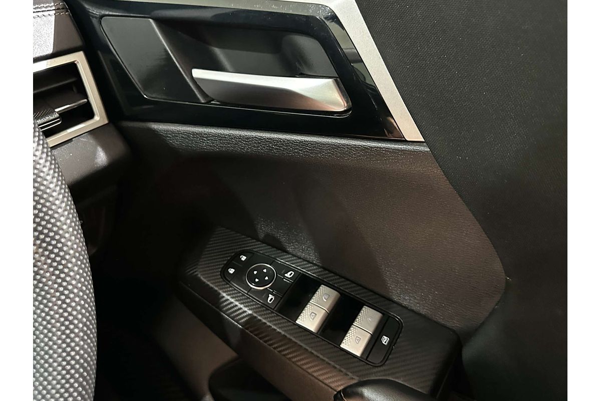 2022 Mitsubishi Outlander ES ZM