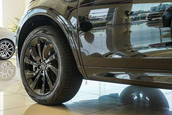 2025 Land Rover Discovery Sport P200 S L550