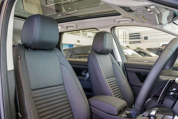 2025 Land Rover Discovery Sport P200 S L550