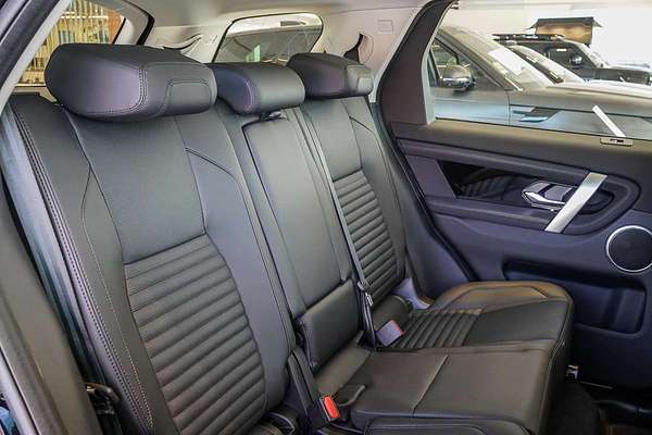 2025 Land Rover Discovery Sport P200 S L550