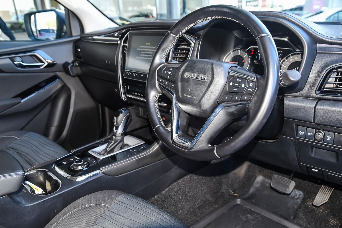 2023 Isuzu MU-X LS-U
