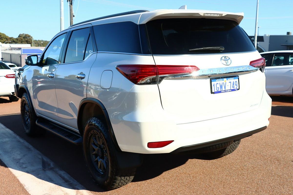 2018 Toyota Fortuner Crusade GUN156R