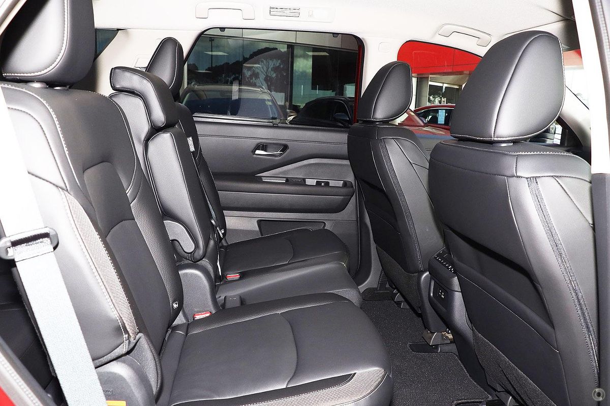 2024 Nissan Pathfinder Ti R53