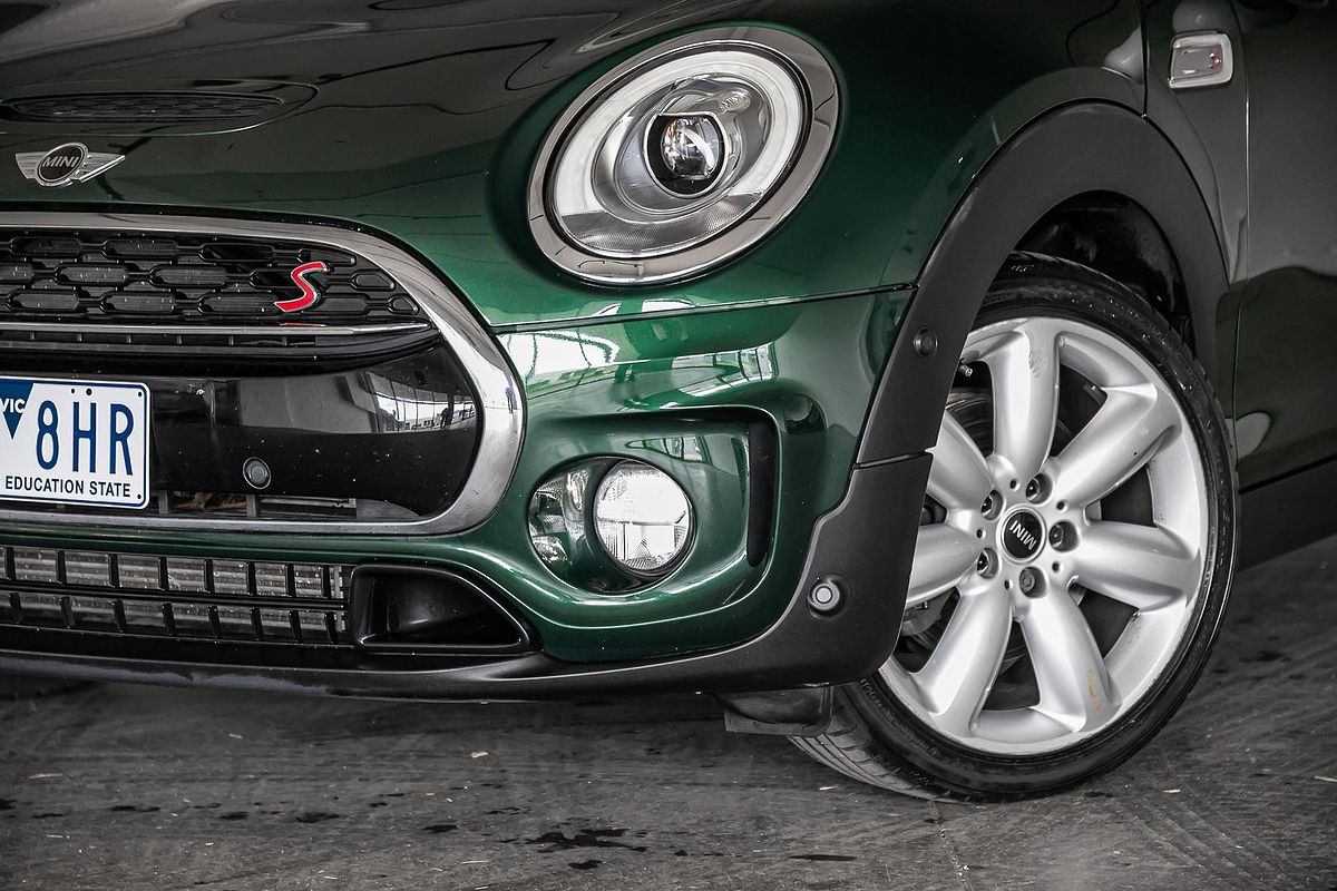 2017 MINI Clubman Cooper S F54