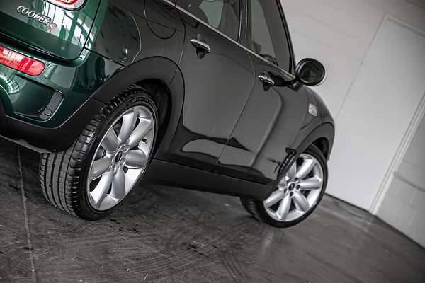 2017 MINI Clubman Cooper S F54