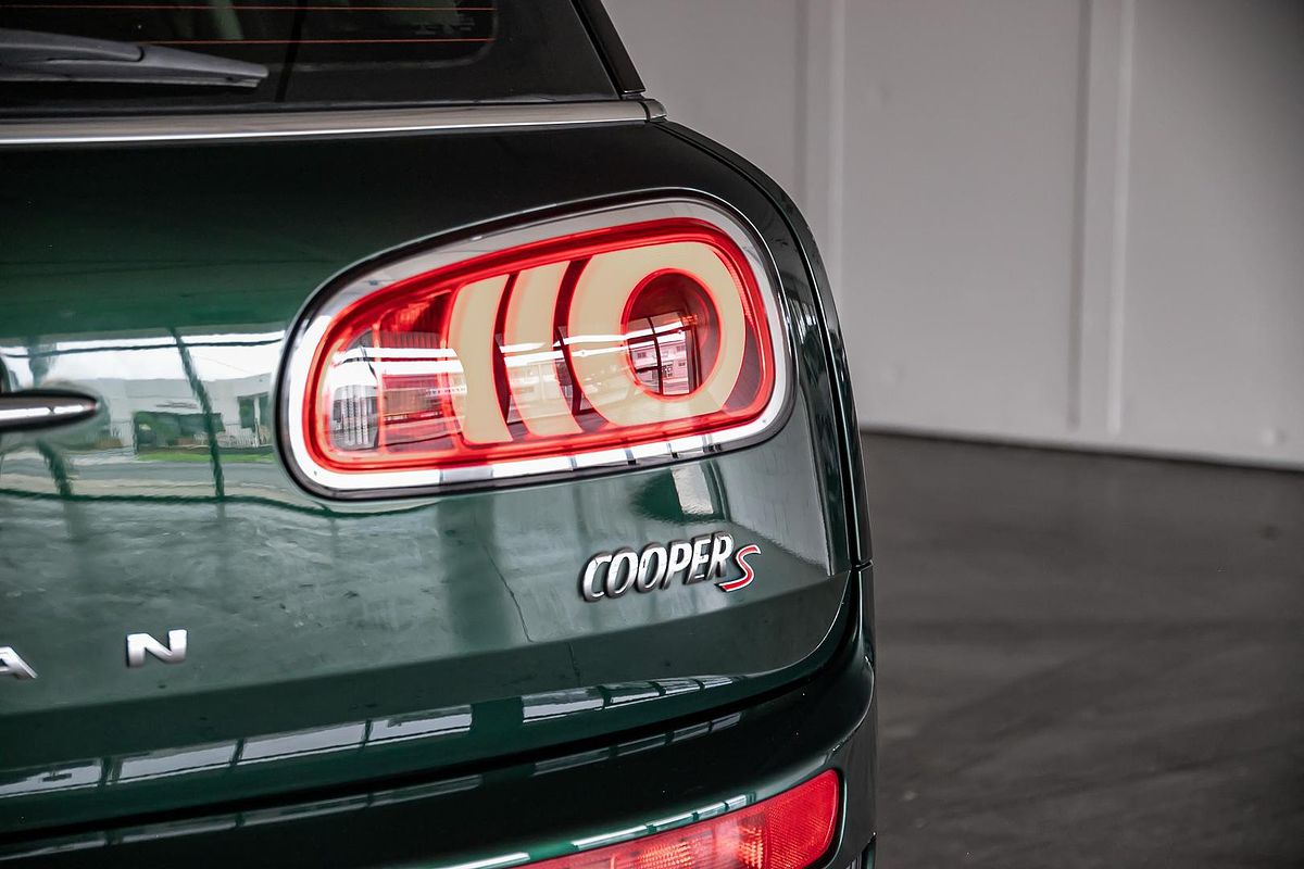 2017 MINI Clubman Cooper S F54