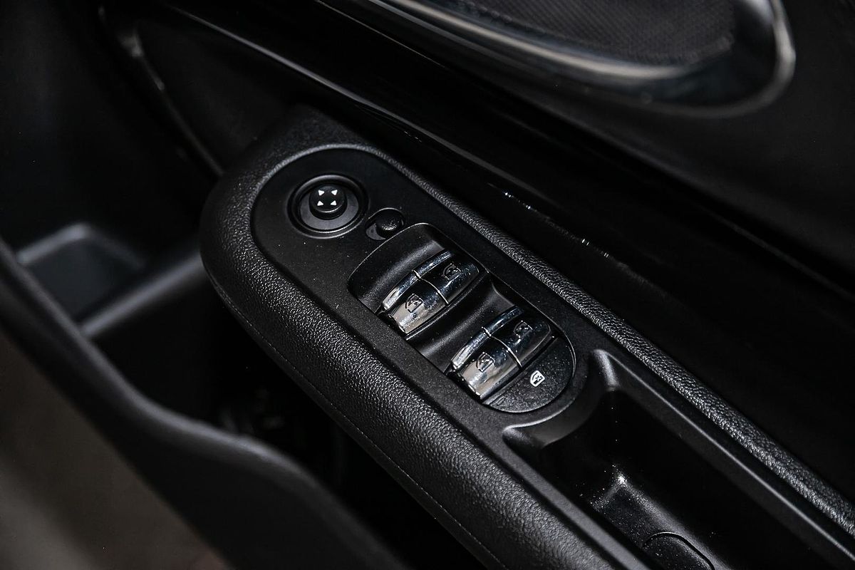 2017 MINI Clubman Cooper S F54