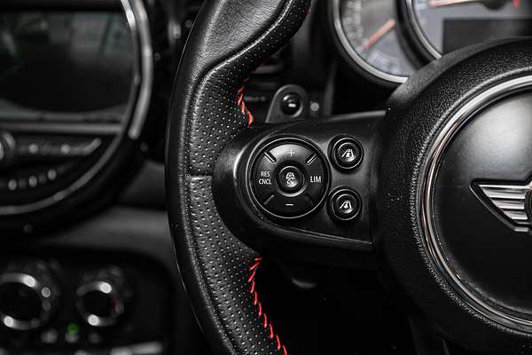 2017 MINI Clubman Cooper S F54