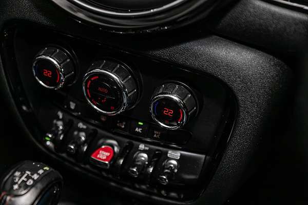 2017 MINI Clubman Cooper S F54