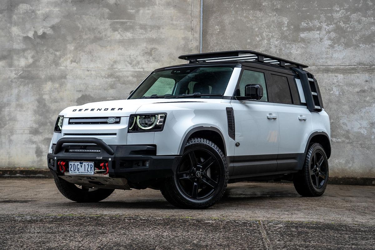 2020 Land Rover Defender 110 D300 SE L663