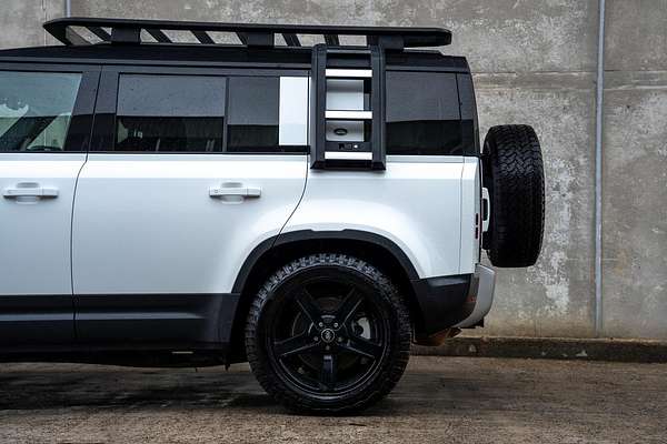 2020 Land Rover Defender 110 D300 SE L663