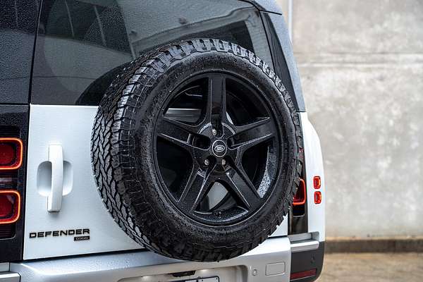 2020 Land Rover Defender 110 D300 SE L663